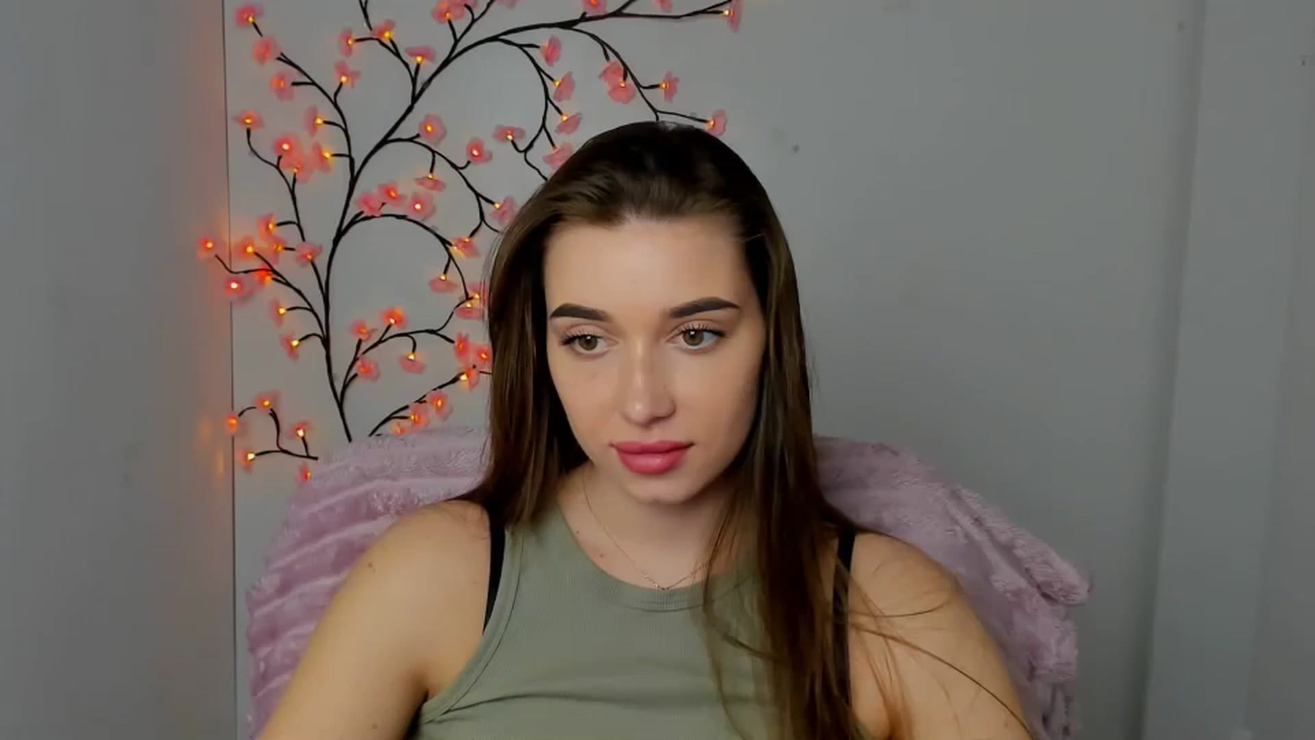 Gallery image thumbnail from Jessica_Jessi's myfreecams stream on, 04/16/2026, 12:38 image 5 of 20