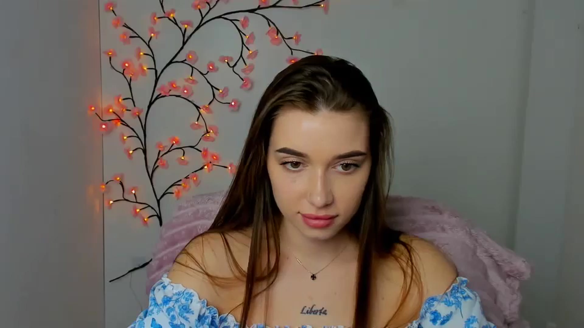 Gallery image thumbnail from Jessica_Jessi's myfreecams stream on, 04/16/2026, 13:23 image 18 of 20