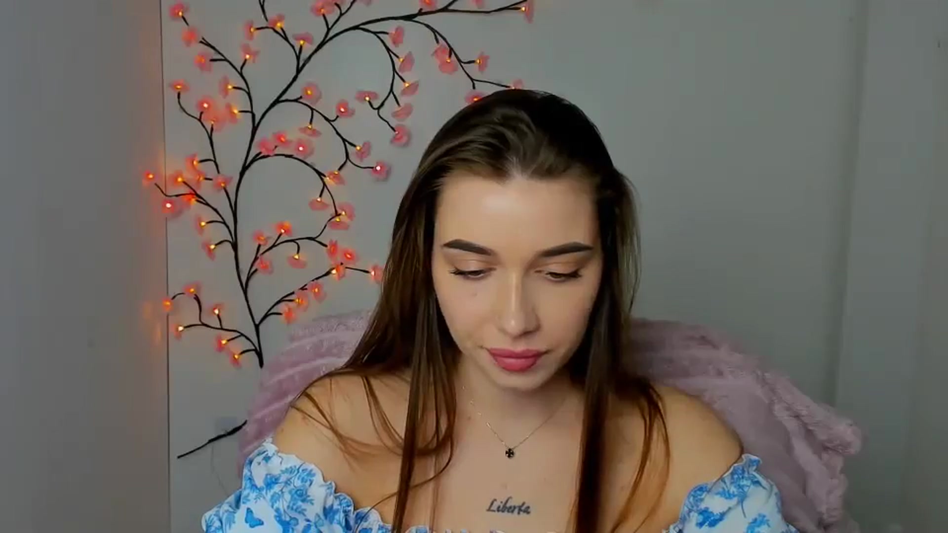 Gallery image thumbnail from Jessica_Jessi's myfreecams stream on, 04/16/2026, 13:23 image 17 of 20