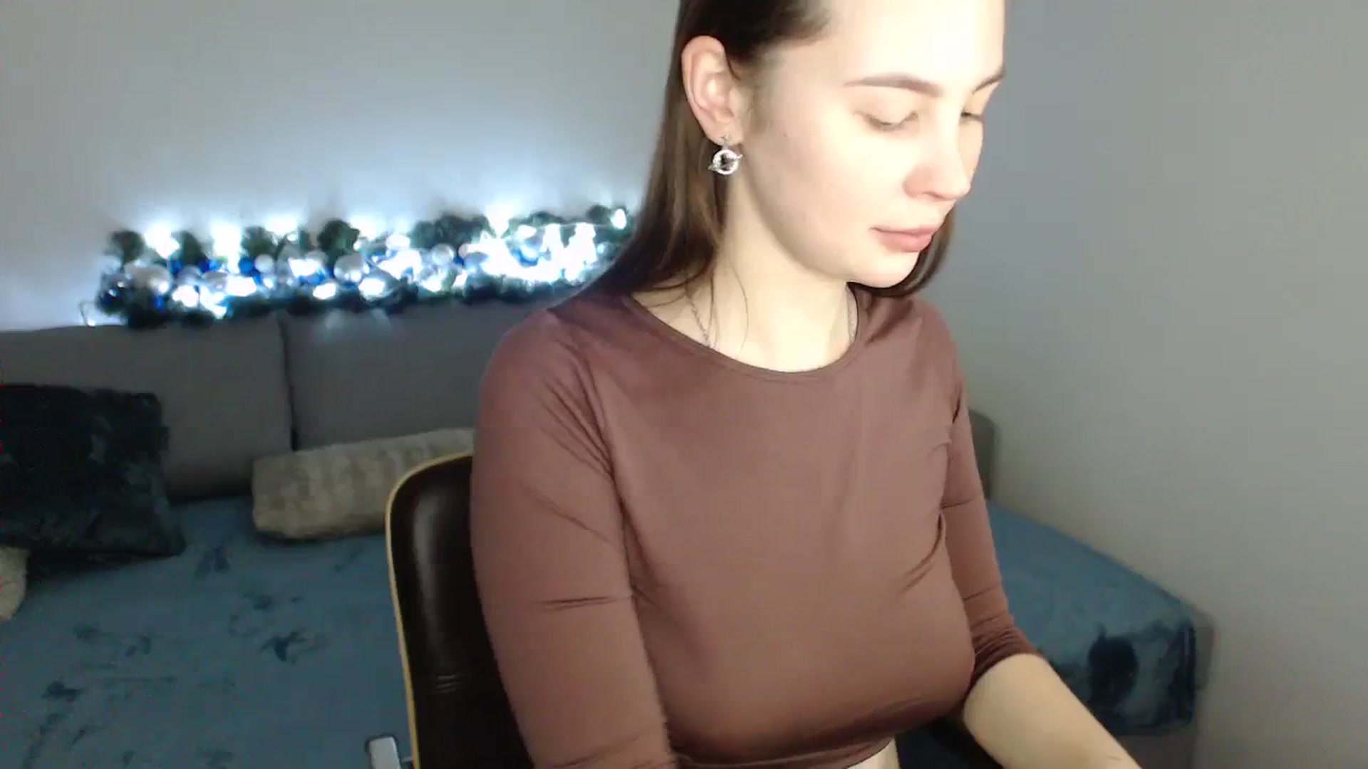 Gallery image thumbnail from Jessica_Mur's myfreecams stream on, 12/25/2023, 13:30 image 19 of 20