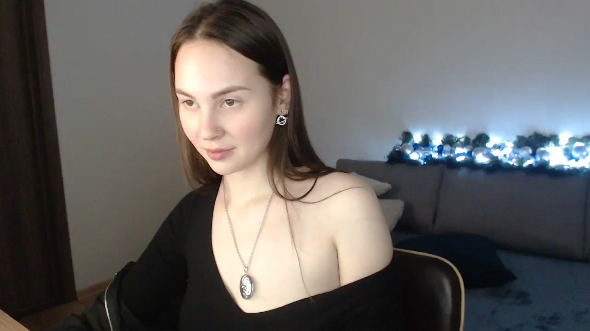 Gallery image thumbnail from Jessica_Mur's myfreecams stream on, 01/05/2024, 13:40 image 1 of 20
