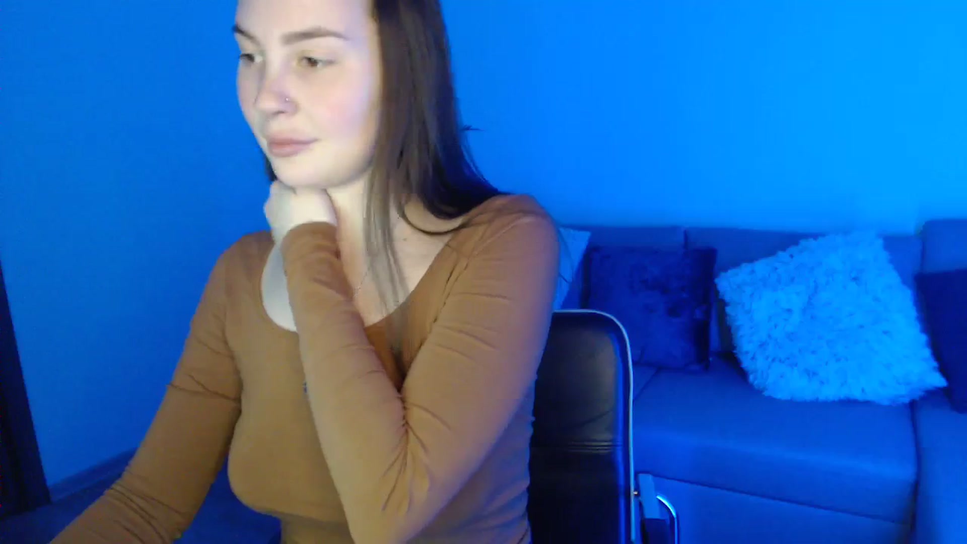 Gallery image thumbnail from Jessica_Mur's myfreecams stream on, 01/14/2024, 11:27 image 18 of 20