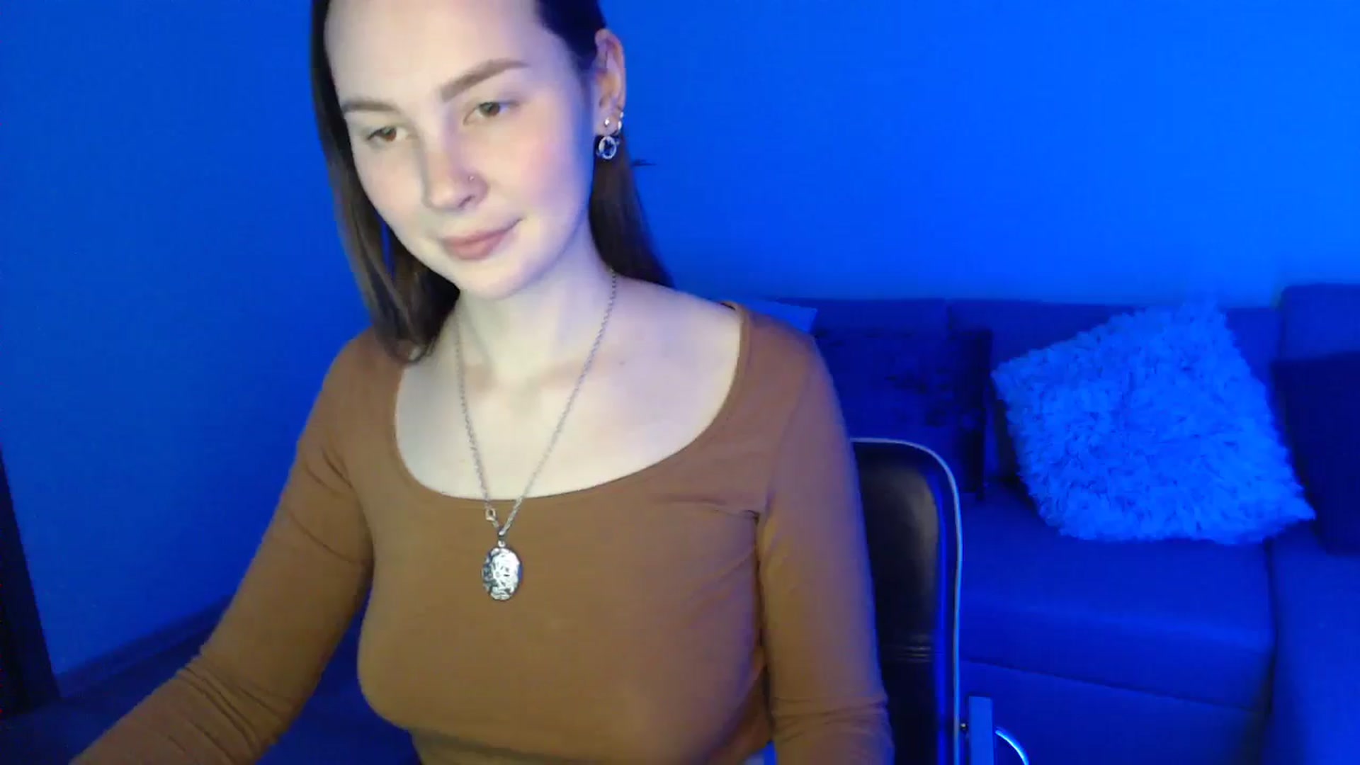 Gallery image thumbnail from Jessica_Mur's myfreecams stream on, 01/14/2024, 13:17 image 16 of 20