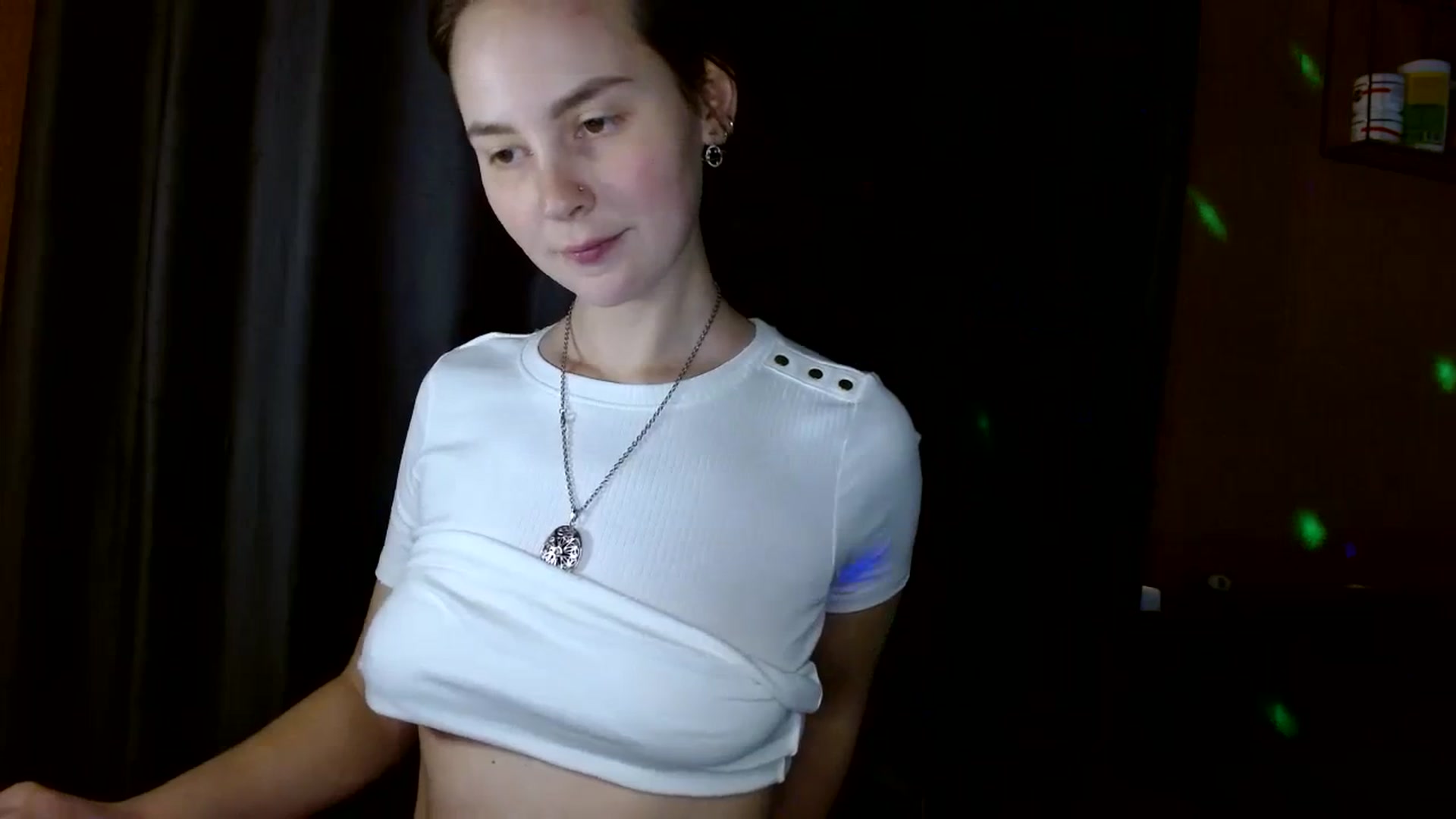 Gallery image thumbnail from Jessica_Mur's myfreecams stream on, 03/04/2024, 12:27 image 18 of 20