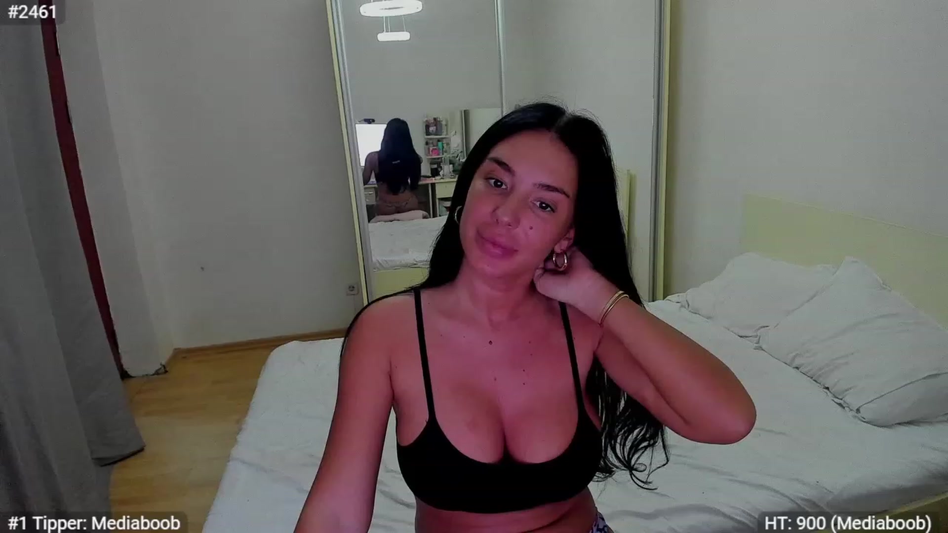 Gallery image thumbnail from Jessica__WOW's myfreecams stream on, 04/26/2023, 21:18 image 15 of 20