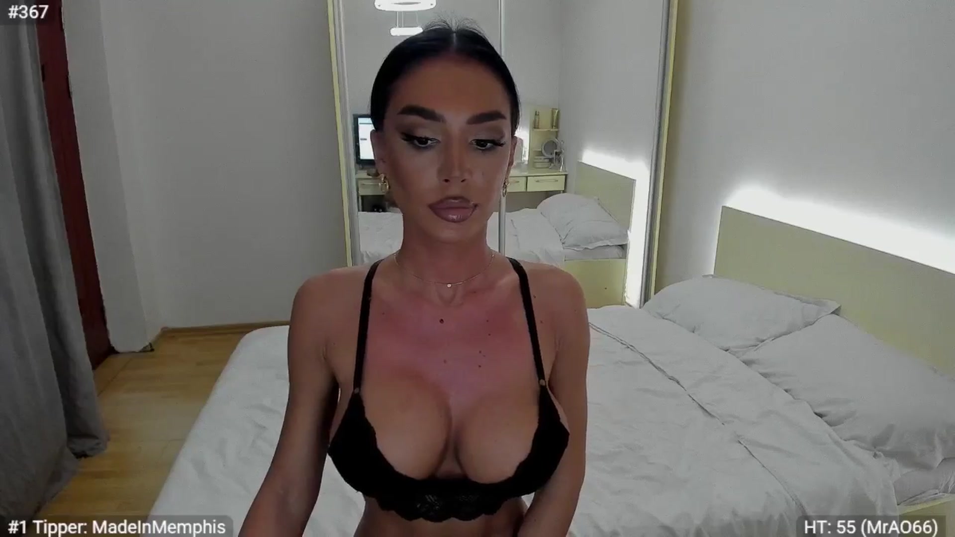 Gallery image thumbnail from Jessica__WOW's myfreecams stream on, 03/11/2025, 18:07 image 12 of 20