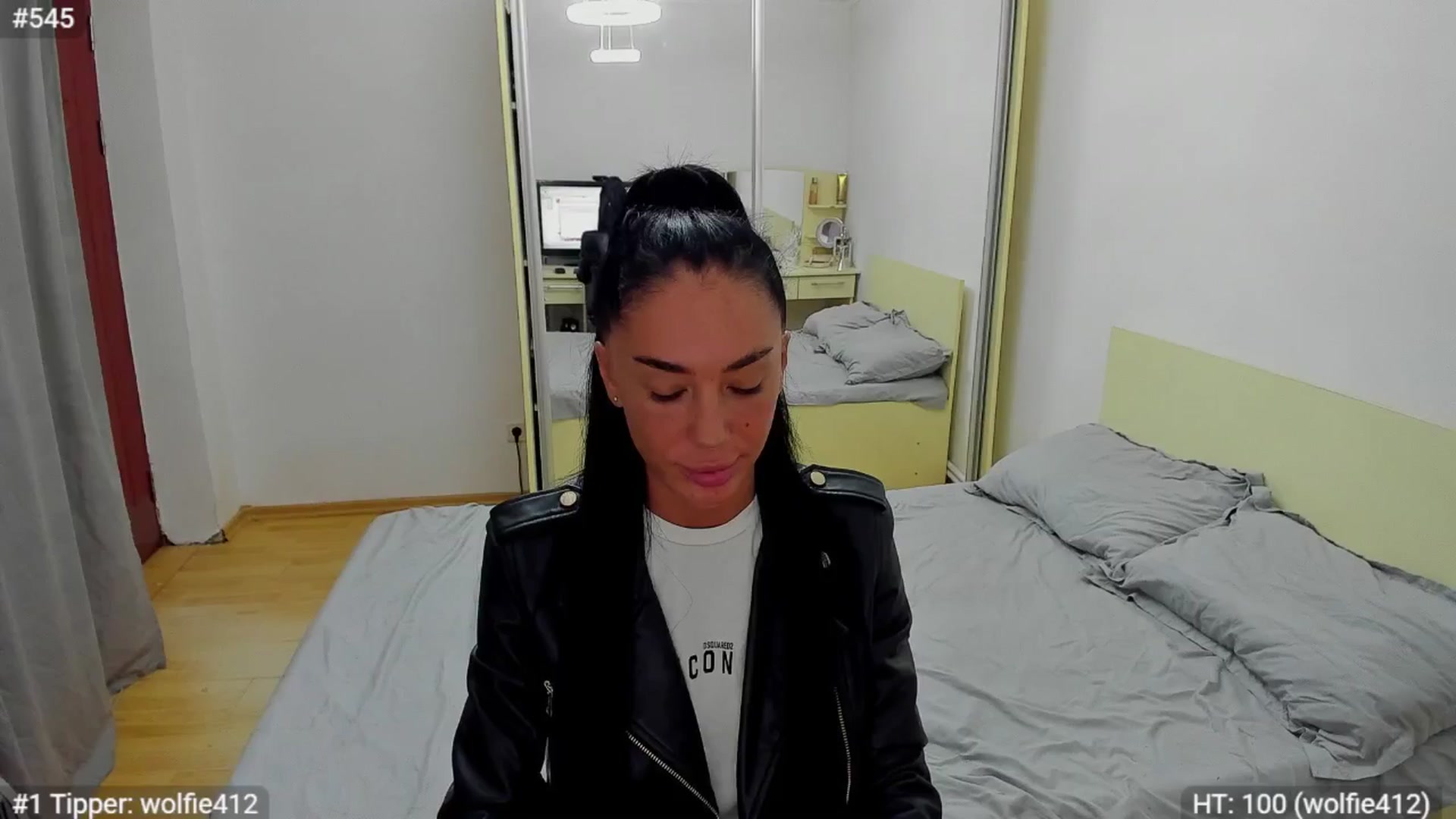 Gallery image thumbnail from Jessica__WOW's myfreecams stream on, 03/17/2025, 16:34 image 13 of 20