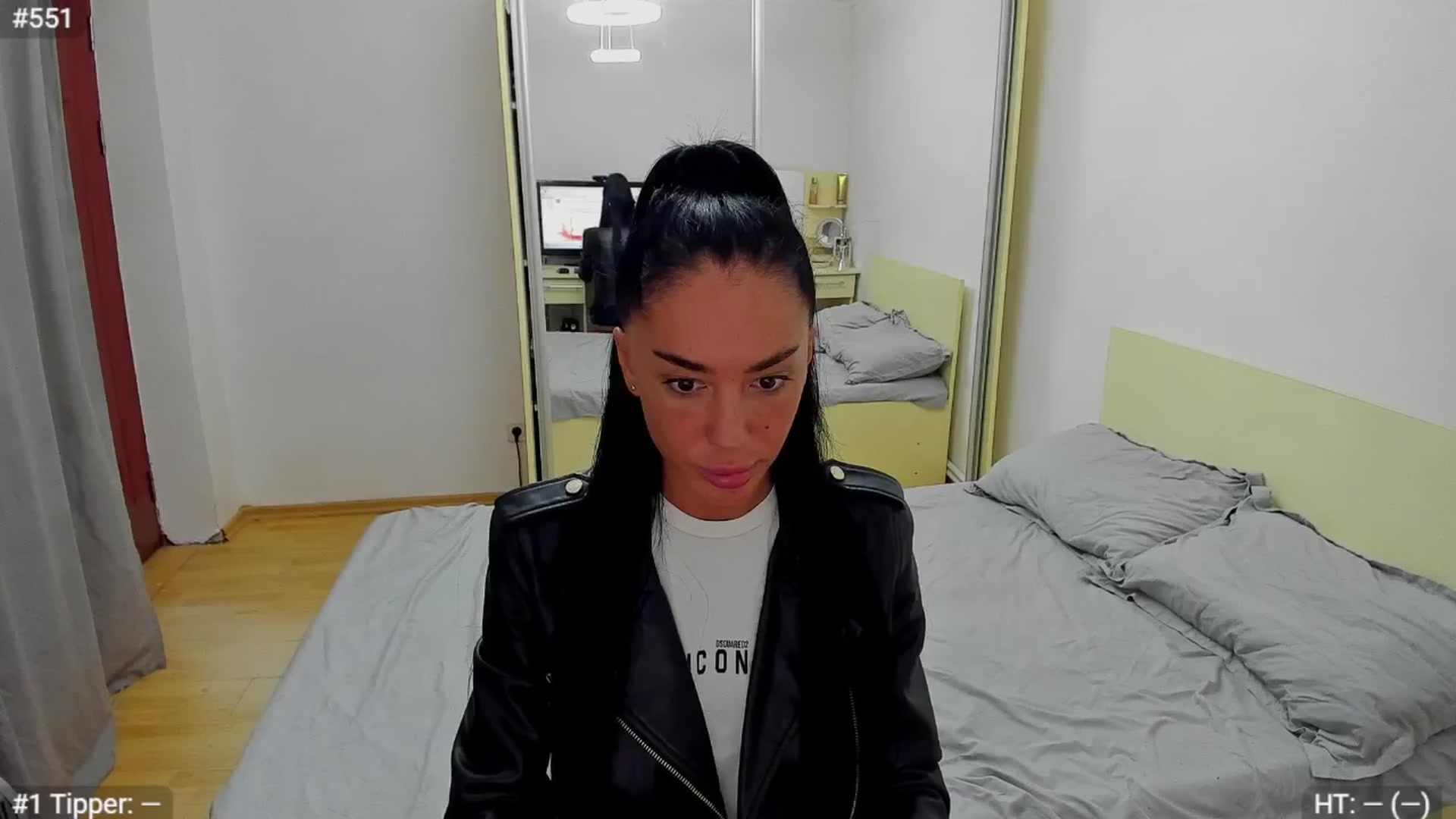 Gallery image thumbnail from Jessica__WOW's myfreecams stream on, 03/17/2025, 16:34 image 6 of 20