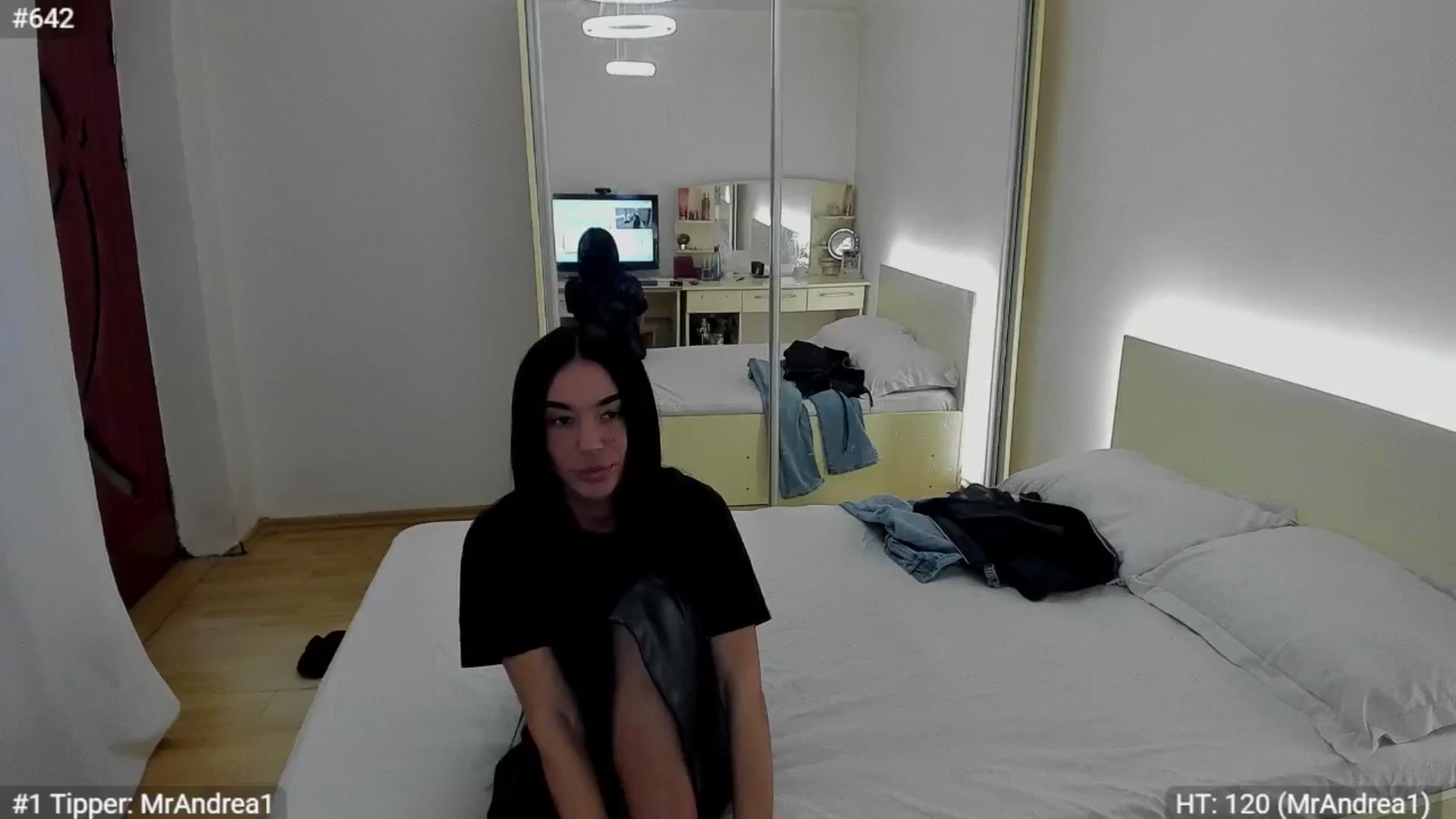 Gallery image thumbnail from Jessica__WOW's myfreecams stream on, 09/29/2025, 13:59 image 7 of 20