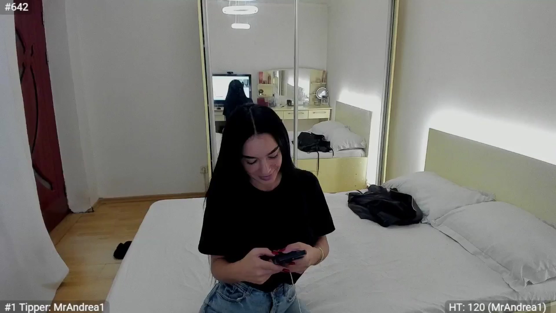 Gallery image thumbnail from Jessica__WOW's myfreecams stream on, 09/29/2025, 13:59 image 14 of 20