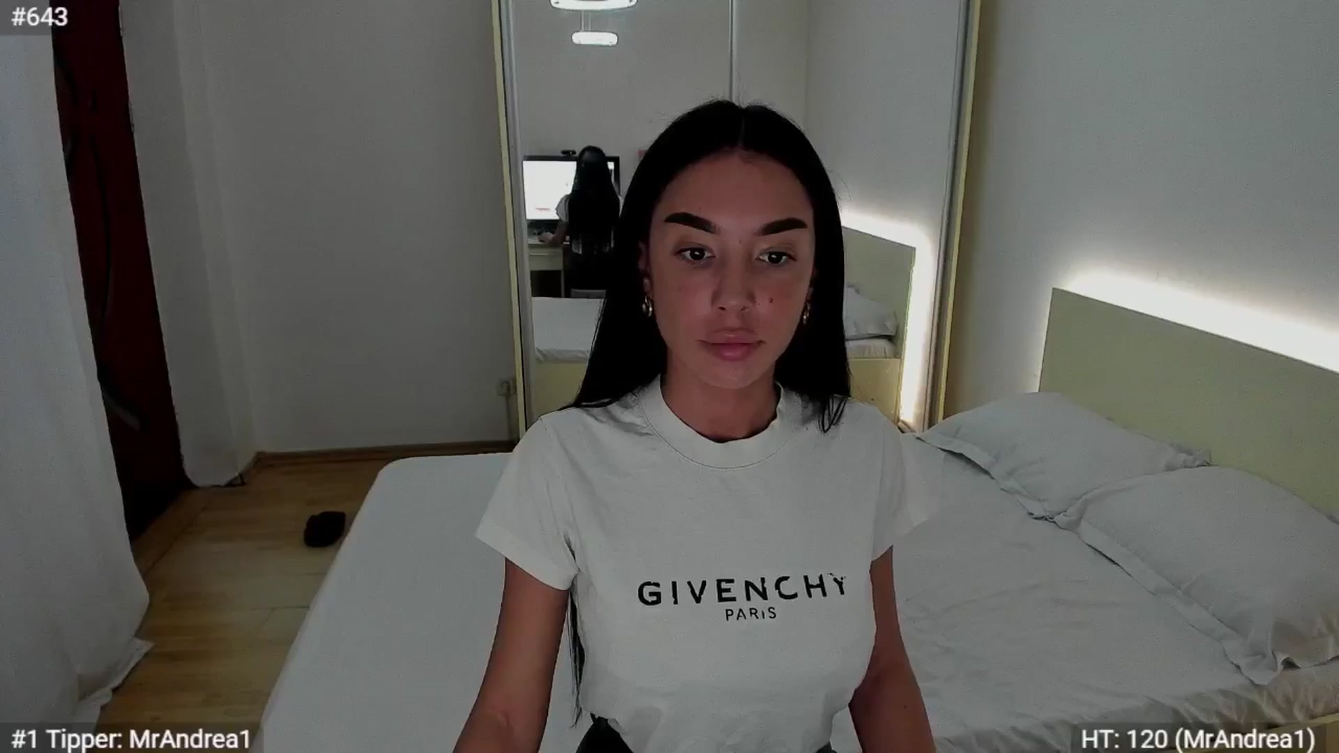 Gallery image thumbnail from Jessica__WOW's myfreecams stream on, 09/29/2025, 15:06 image 12 of 20