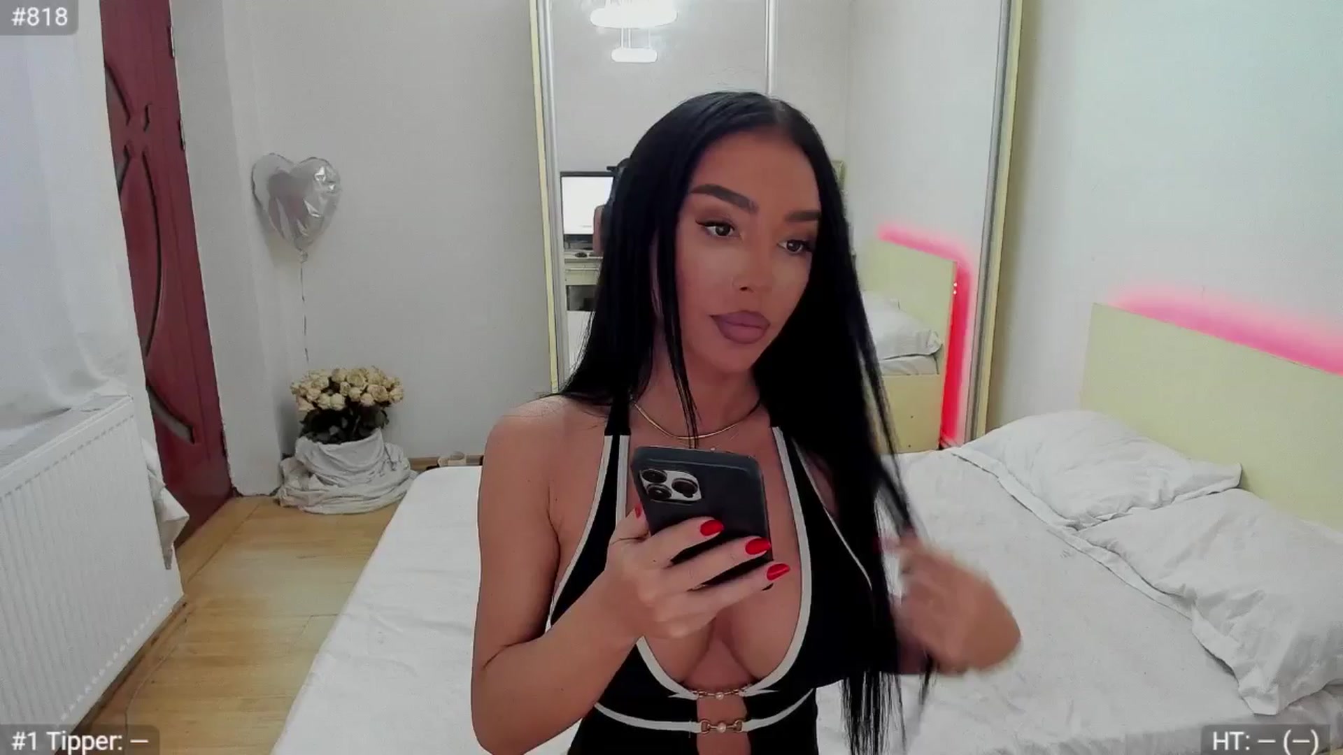 Gallery image thumbnail from Jessica__WOW's myfreecams stream on, 10/16/2025, 15:16 image 1 of 20