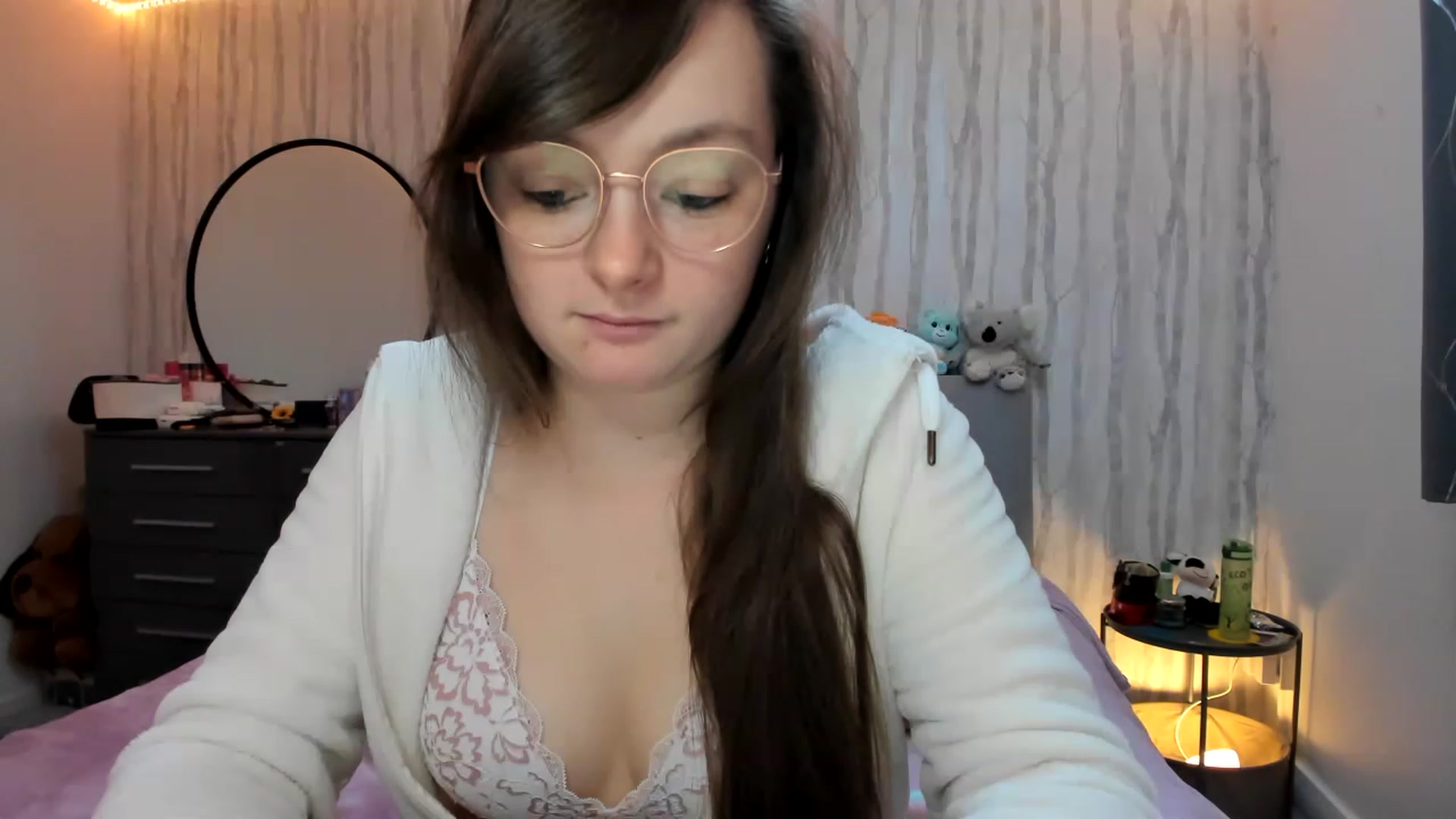 Gallery image thumbnail from JessieBear_'s myfreecams stream on, 12/01/2022, 22:02 image 20 of 20
