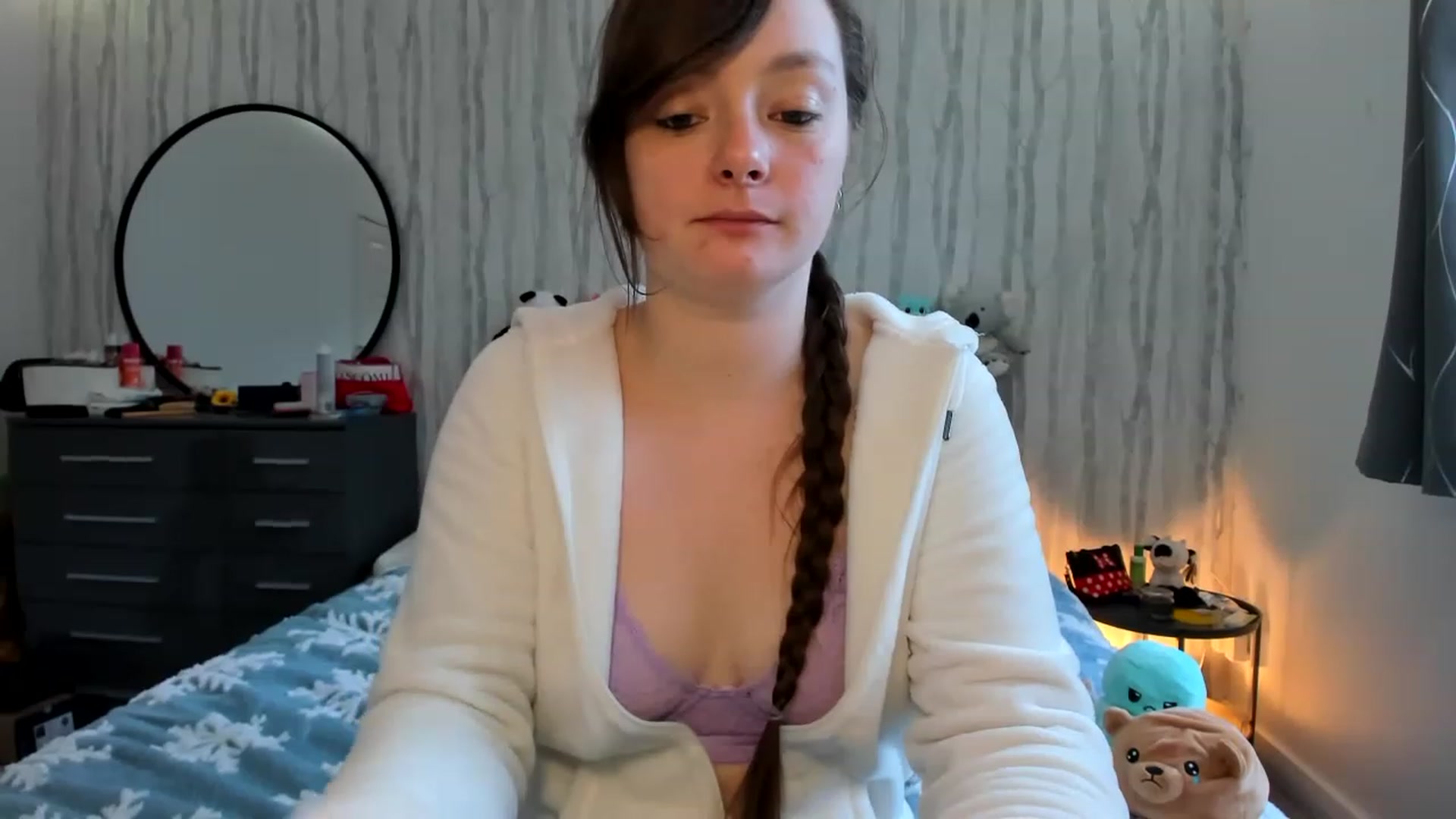 Gallery image thumbnail from JessieBear_'s myfreecams stream on, 12/07/2022, 16:04 image 6 of 20