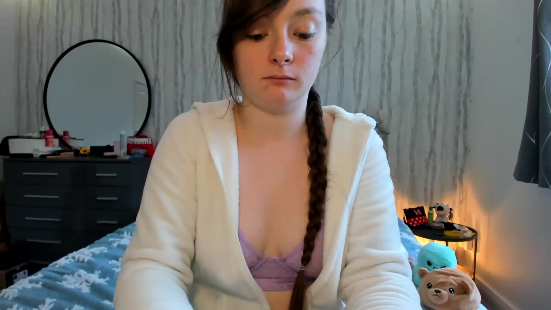 Gallery image thumbnail from JessieBear_'s myfreecams stream on, 12/07/2022, 16:04 image 4 of 20