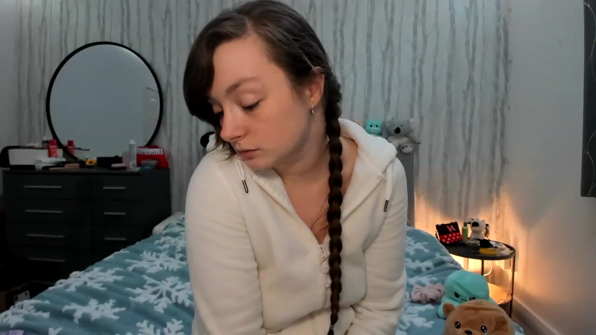 Gallery image thumbnail from JessieBear_'s myfreecams stream on, 12/07/2022, 18:11 image 19 of 20