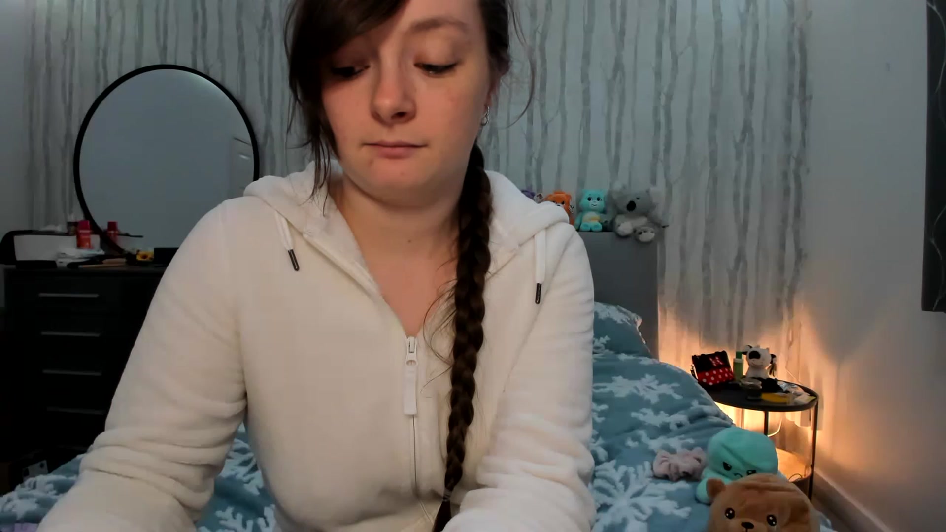 Gallery image thumbnail from JessieBear_'s myfreecams stream on, 12/07/2022, 18:11 image 20 of 20
