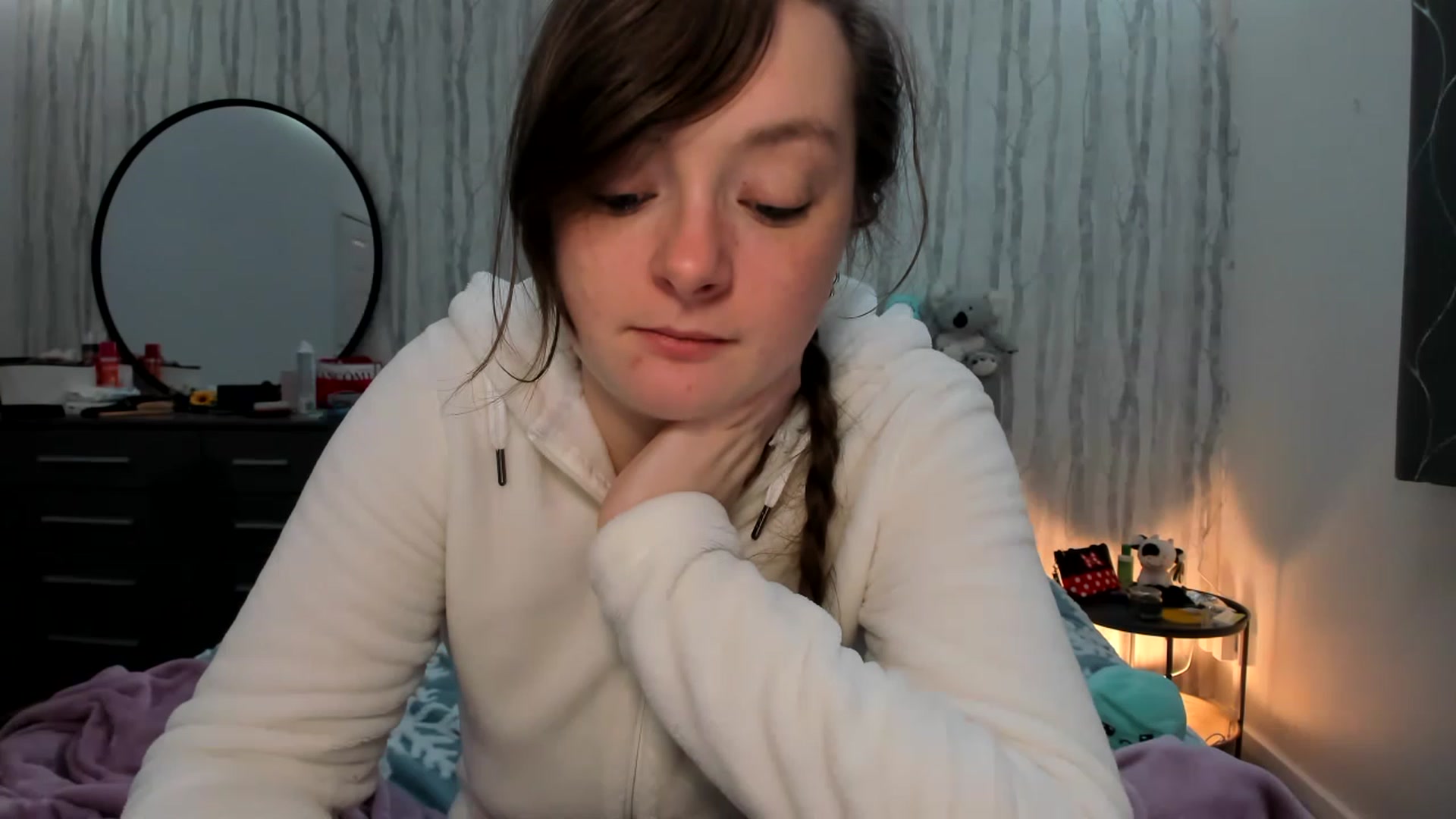 Gallery image thumbnail from JessieBear_'s myfreecams stream on, 12/07/2022, 21:40 image 7 of 20