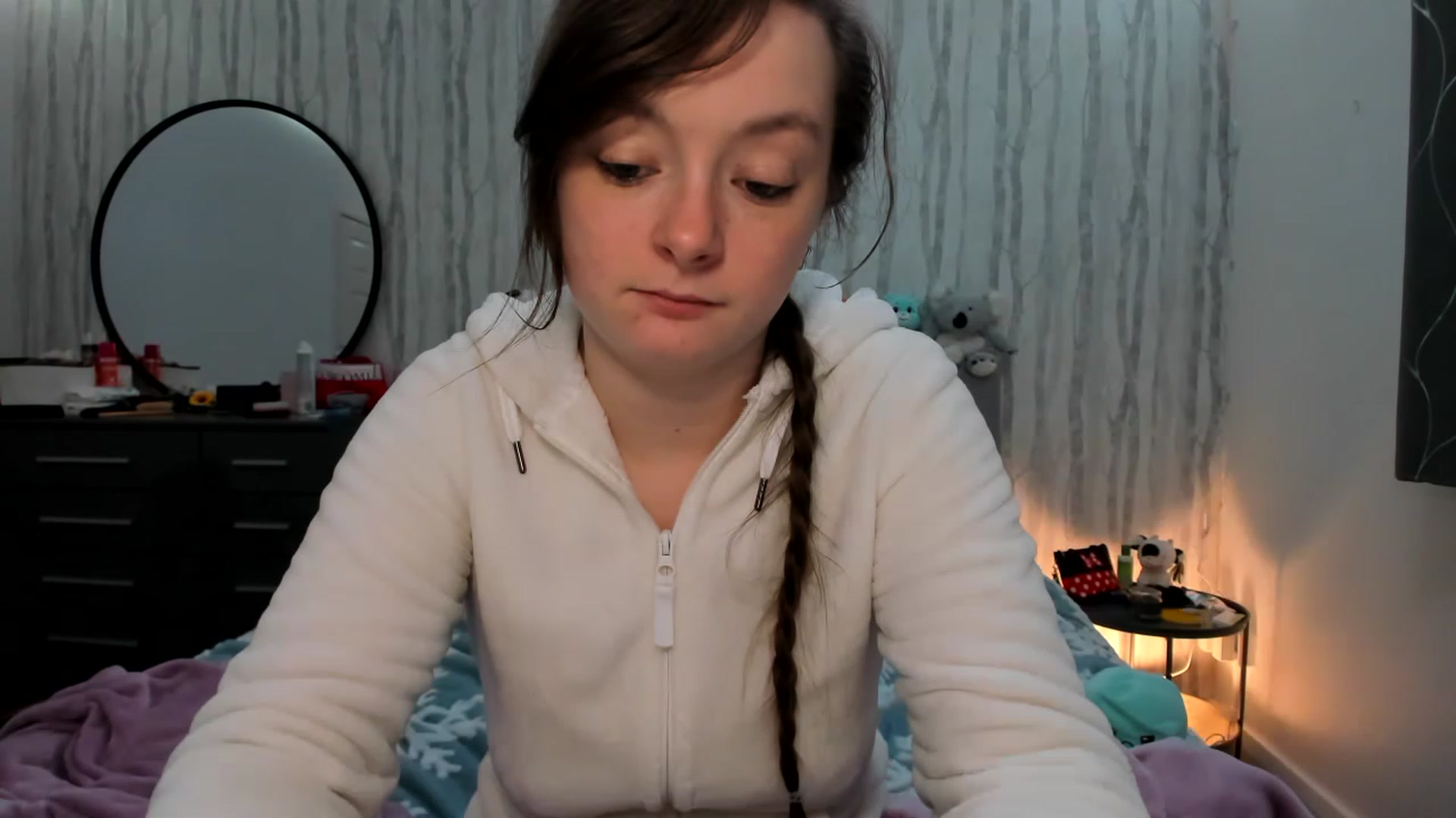 Gallery image thumbnail from JessieBear_'s myfreecams stream on, 12/07/2022, 21:40 image 10 of 20