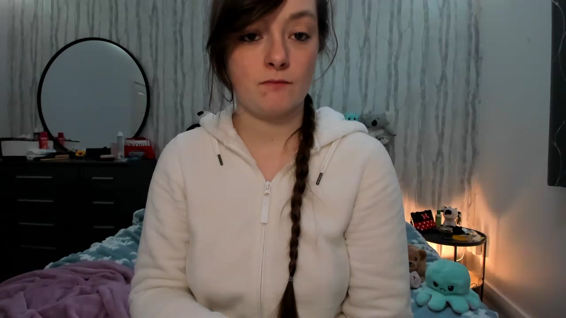 Gallery image thumbnail from JessieBear_'s myfreecams stream on, 12/07/2022, 22:51 image 18 of 20