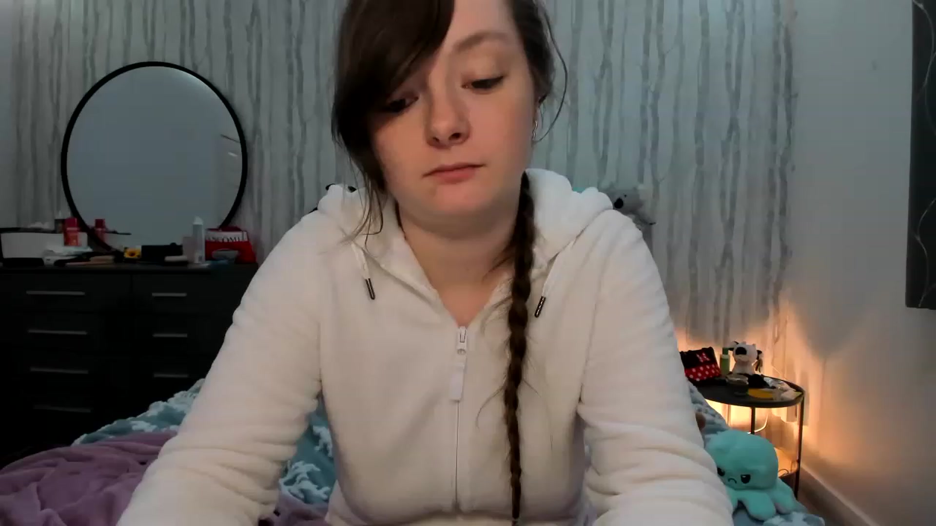 Gallery image thumbnail from JessieBear_'s myfreecams stream on, 12/07/2022, 22:51 image 4 of 20