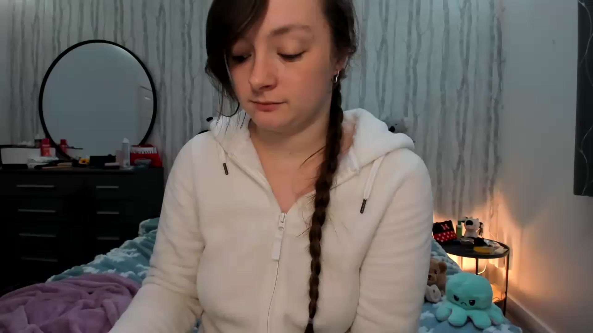Gallery image thumbnail from JessieBear_'s myfreecams stream on, 12/07/2022, 22:51 image 19 of 20