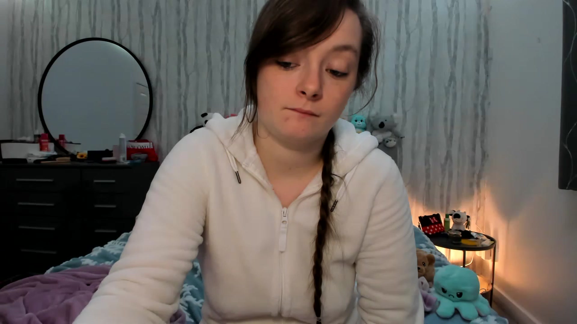 Gallery image thumbnail from JessieBear_'s myfreecams stream on, 12/07/2022, 22:51 image 8 of 20