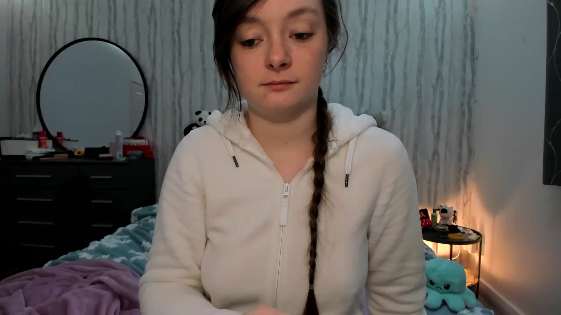 Gallery image thumbnail from JessieBear_'s myfreecams stream on, 12/07/2022, 22:51 image 12 of 20