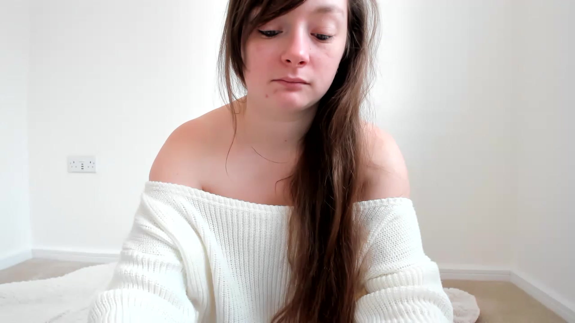 Gallery image thumbnail from JessieBear_'s myfreecams stream on, 12/16/2022, 12:18 image 2 of 20