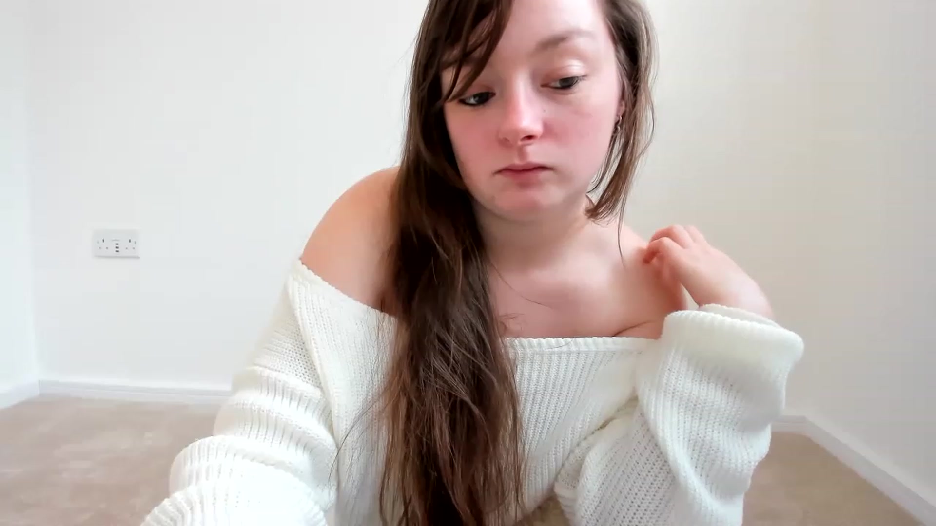 Gallery image thumbnail from JessieBear_'s myfreecams stream on, 12/16/2022, 12:18 image 15 of 20