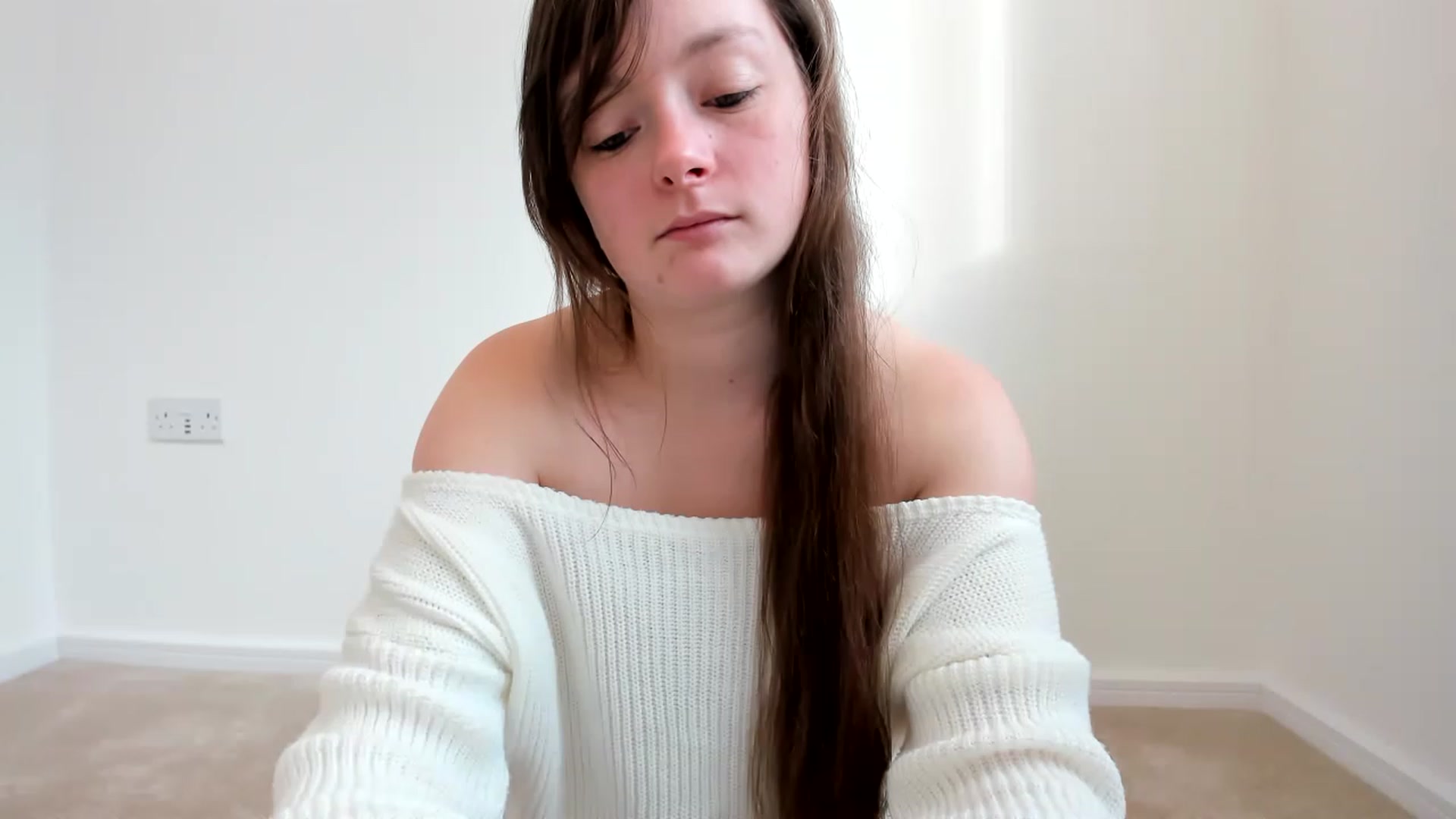 Gallery image thumbnail from JessieBear_'s myfreecams stream on, 12/16/2022, 12:18 image 11 of 20