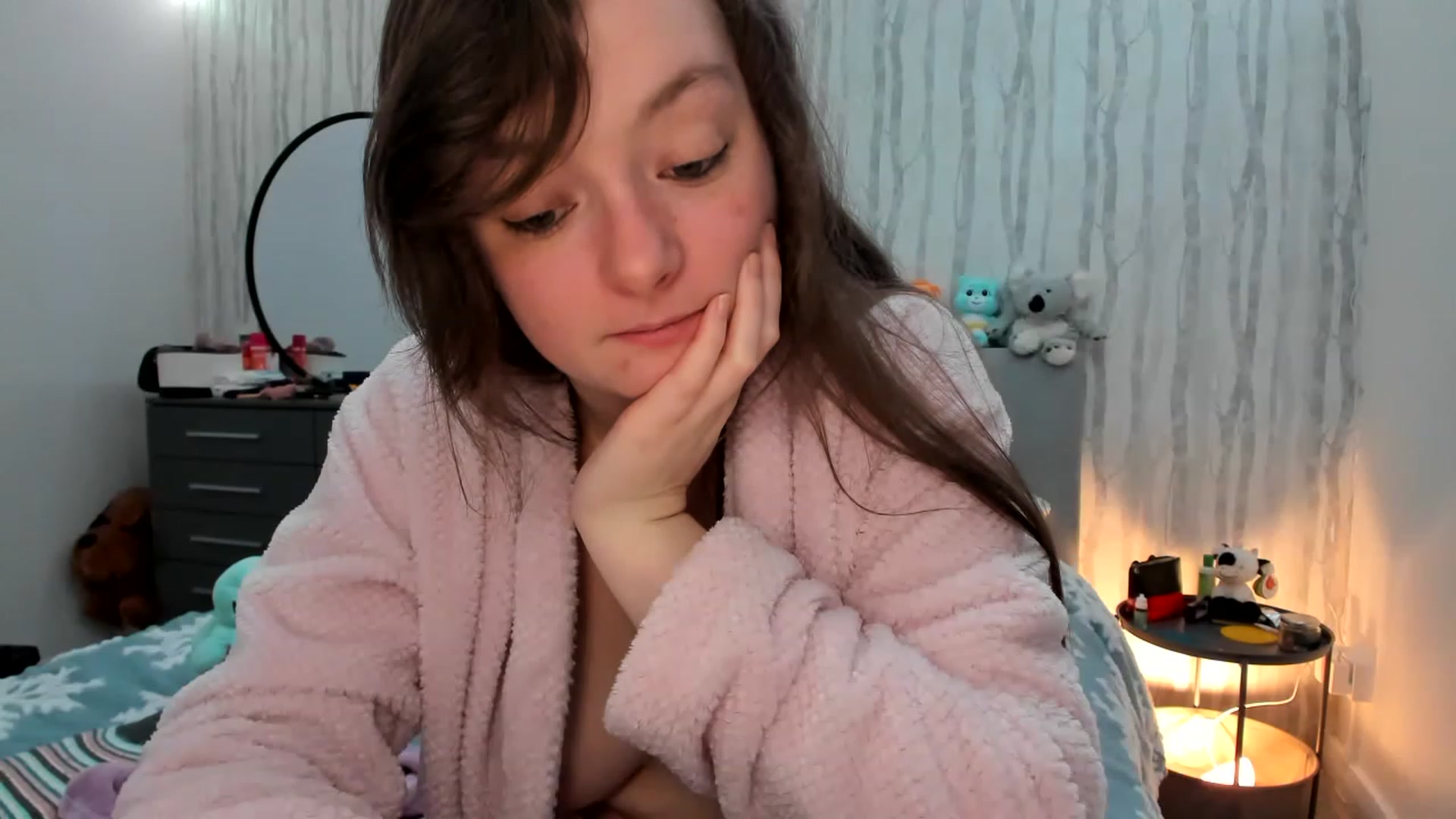 Gallery image thumbnail from JessieBear_'s myfreecams stream on, 12/20/2022, 22:14 image 13 of 20