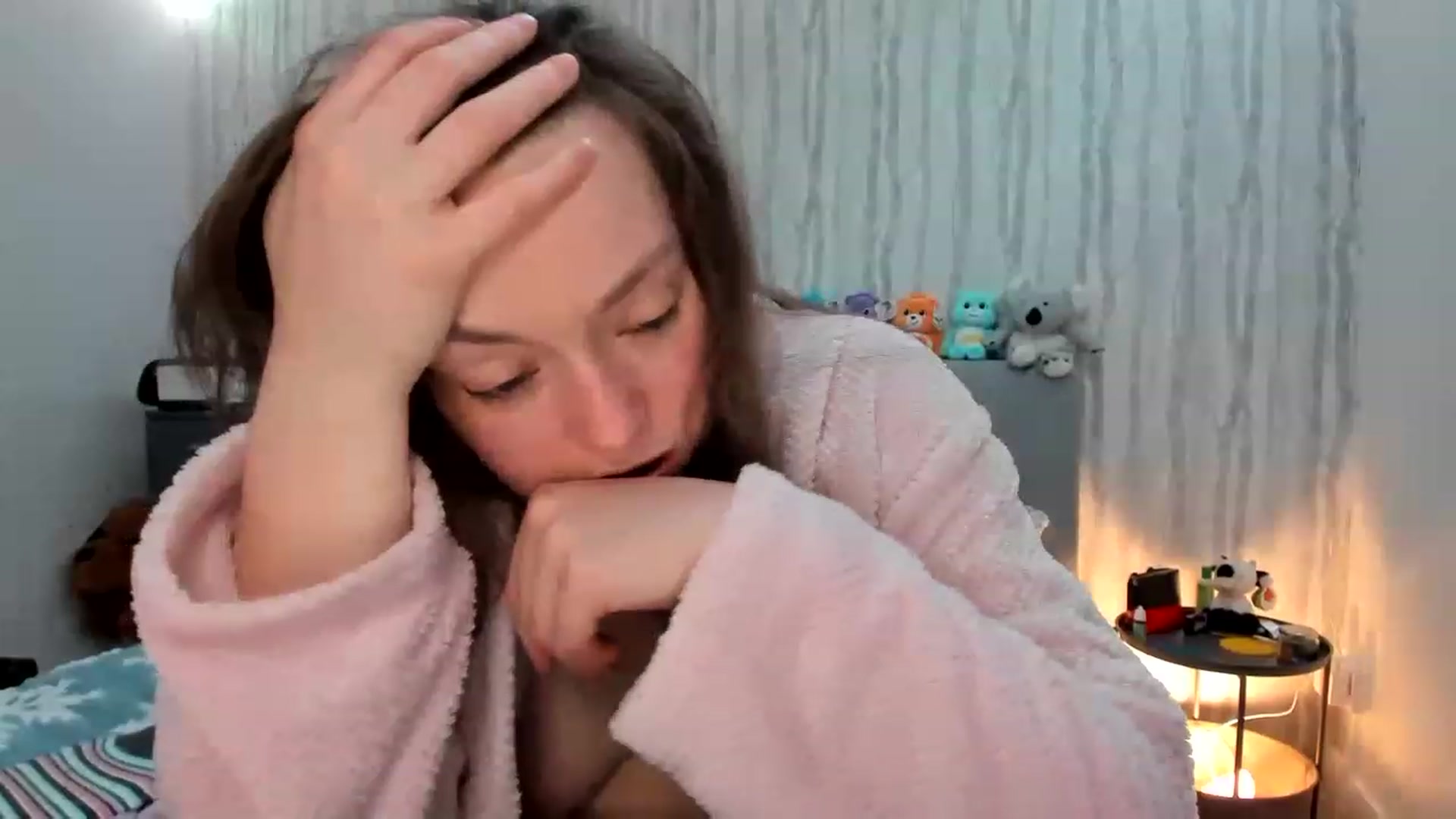 Gallery image thumbnail from JessieBear_'s myfreecams stream on, 12/20/2022, 22:14 image 18 of 20