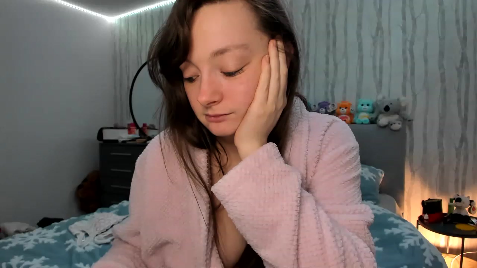 Gallery image thumbnail from JessieBear_'s myfreecams stream on, 12/21/2022, 17:30 image 13 of 20
