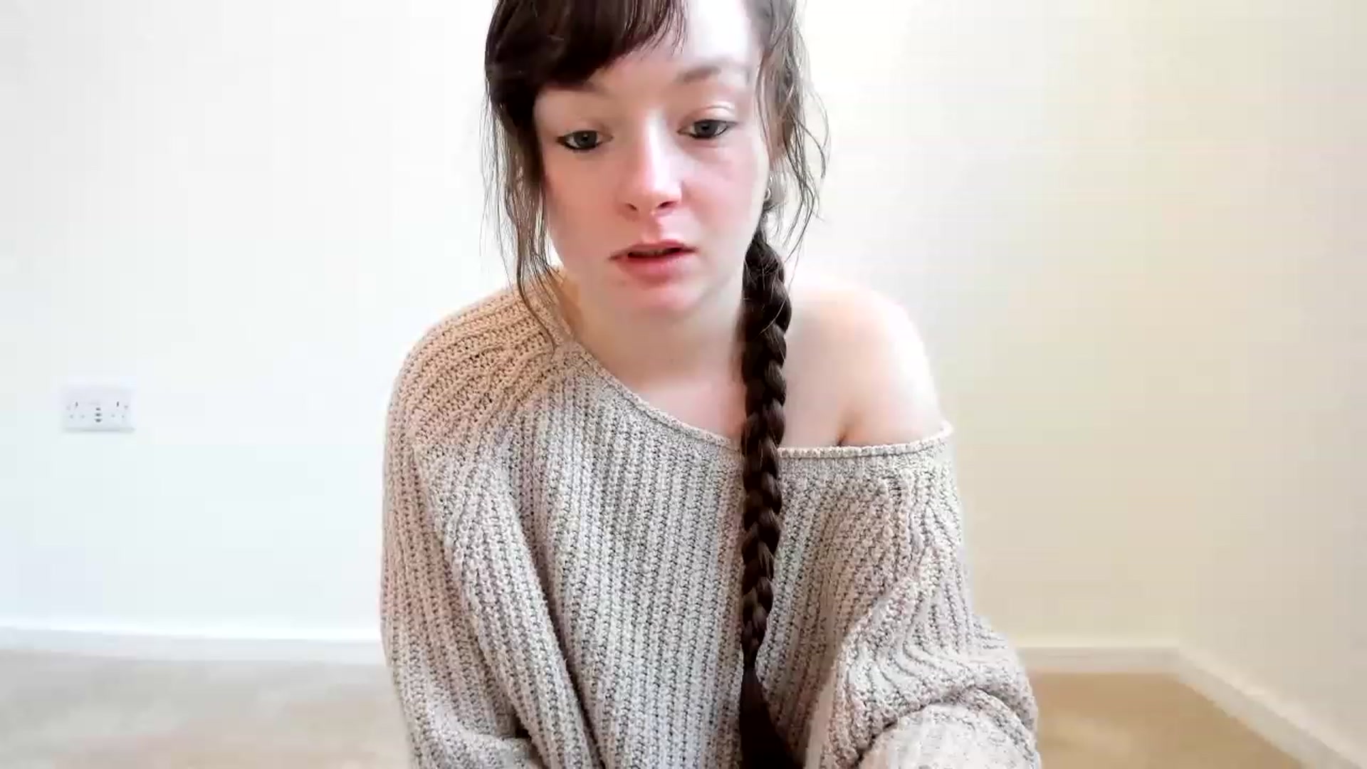 Gallery image thumbnail from JessieBear_'s myfreecams stream on, 12/28/2022, 15:29 image 4 of 20