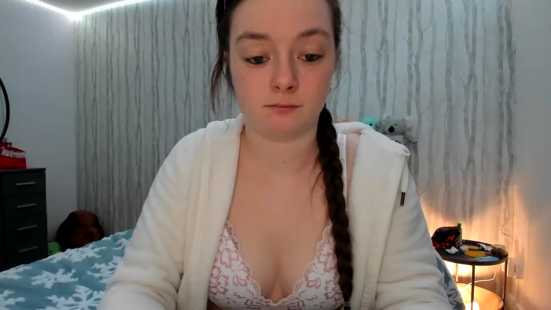 Gallery image thumbnail from JessieBear_'s myfreecams stream on, 01/03/2023, 21:44 image 1 of 20