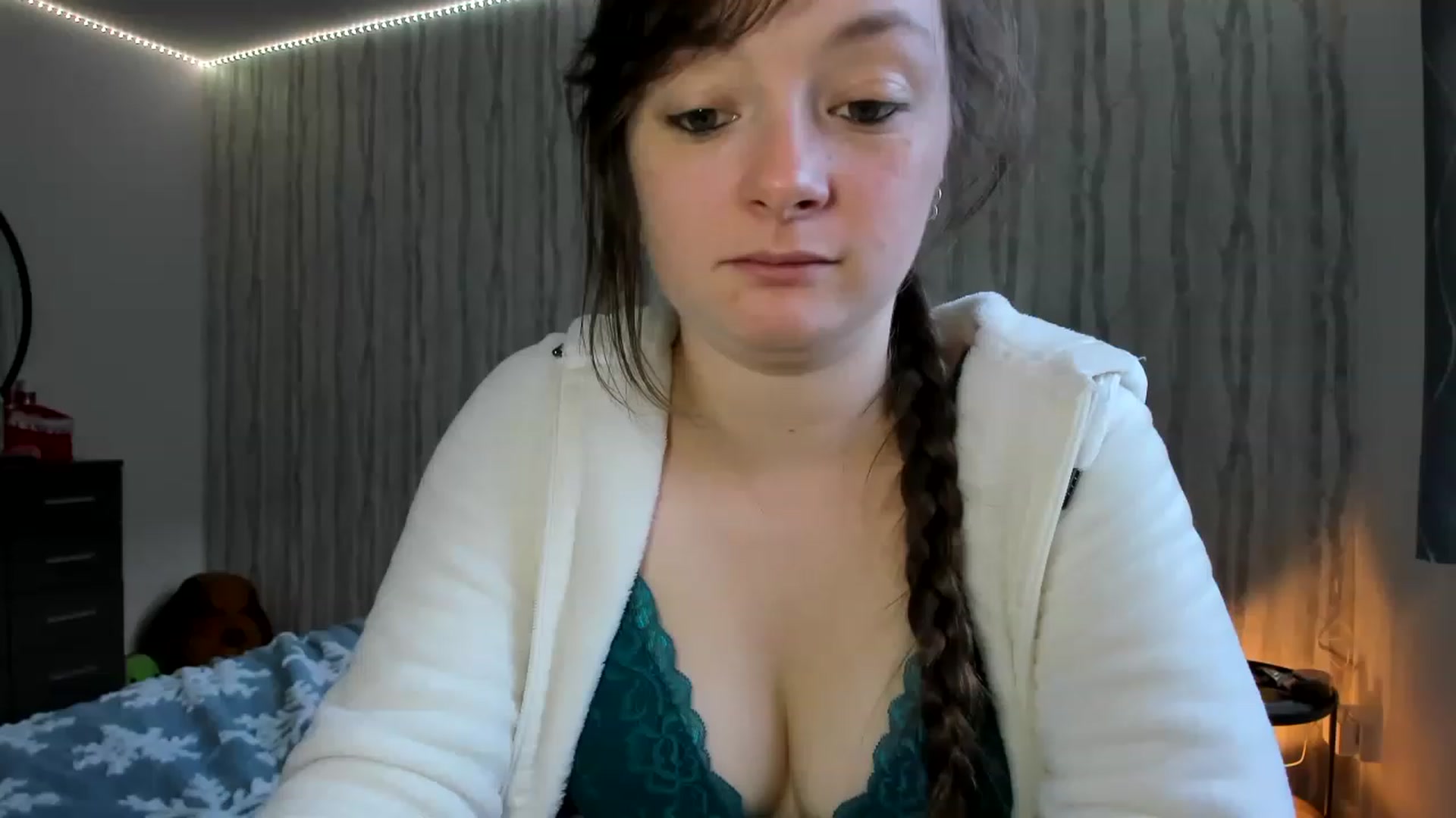 Gallery image thumbnail from JessieBear_'s myfreecams stream on, 01/04/2023, 15:28 image 13 of 20