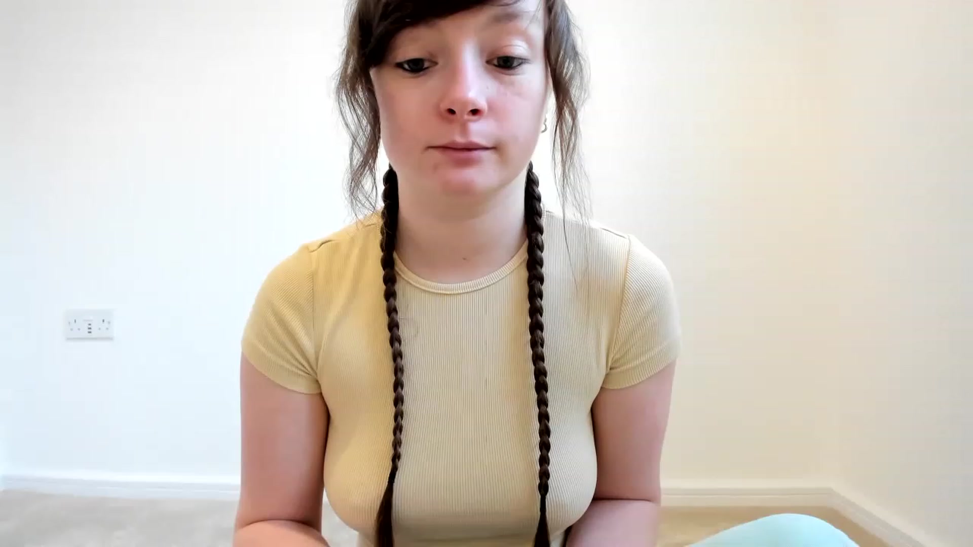 Gallery image thumbnail from JessieBear_'s myfreecams stream on, 01/05/2023, 16:15 image 4 of 20