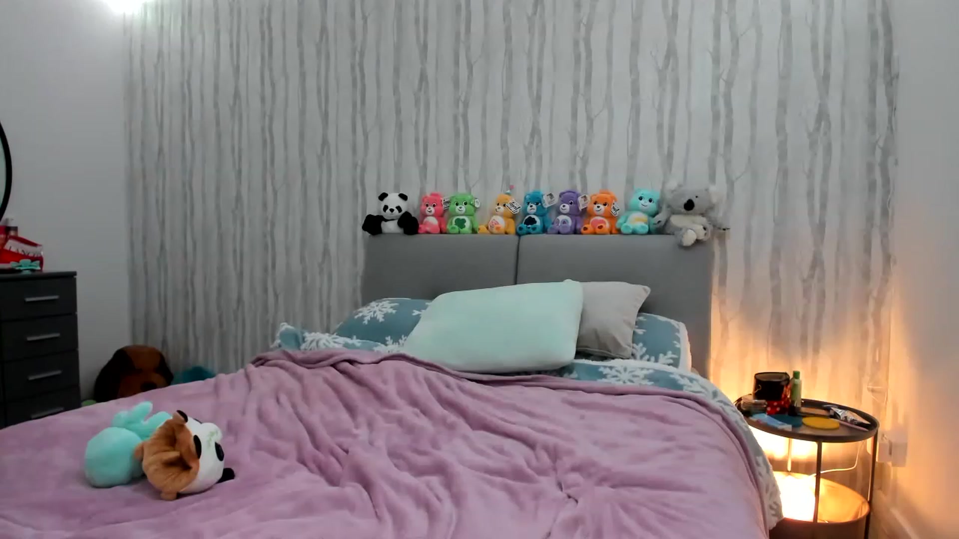Gallery image thumbnail from JessieBear_'s myfreecams stream on, 01/10/2023, 21:36 image 7 of 20