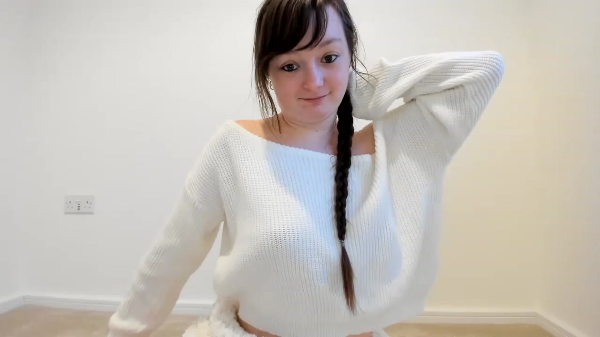 Gallery image thumbnail from JessieBear_'s myfreecams stream on, 01/13/2023, 16:30 image 8 of 20