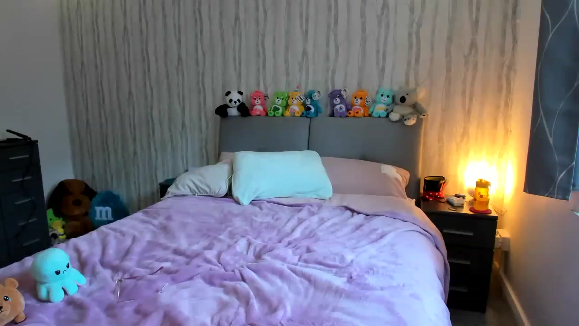 Gallery image thumbnail from JessieBear_'s myfreecams stream on, 01/17/2023, 17:36 image 2 of 20