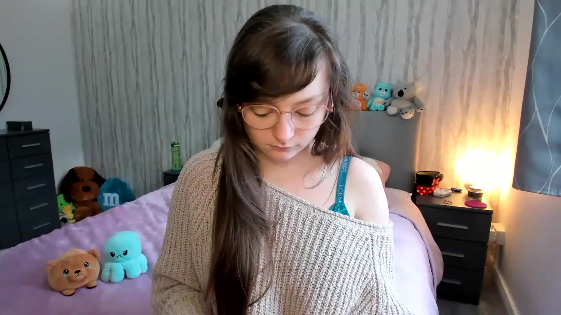 Gallery image thumbnail from JessieBear_'s myfreecams stream on, 01/18/2023, 17:38 image 7 of 20
