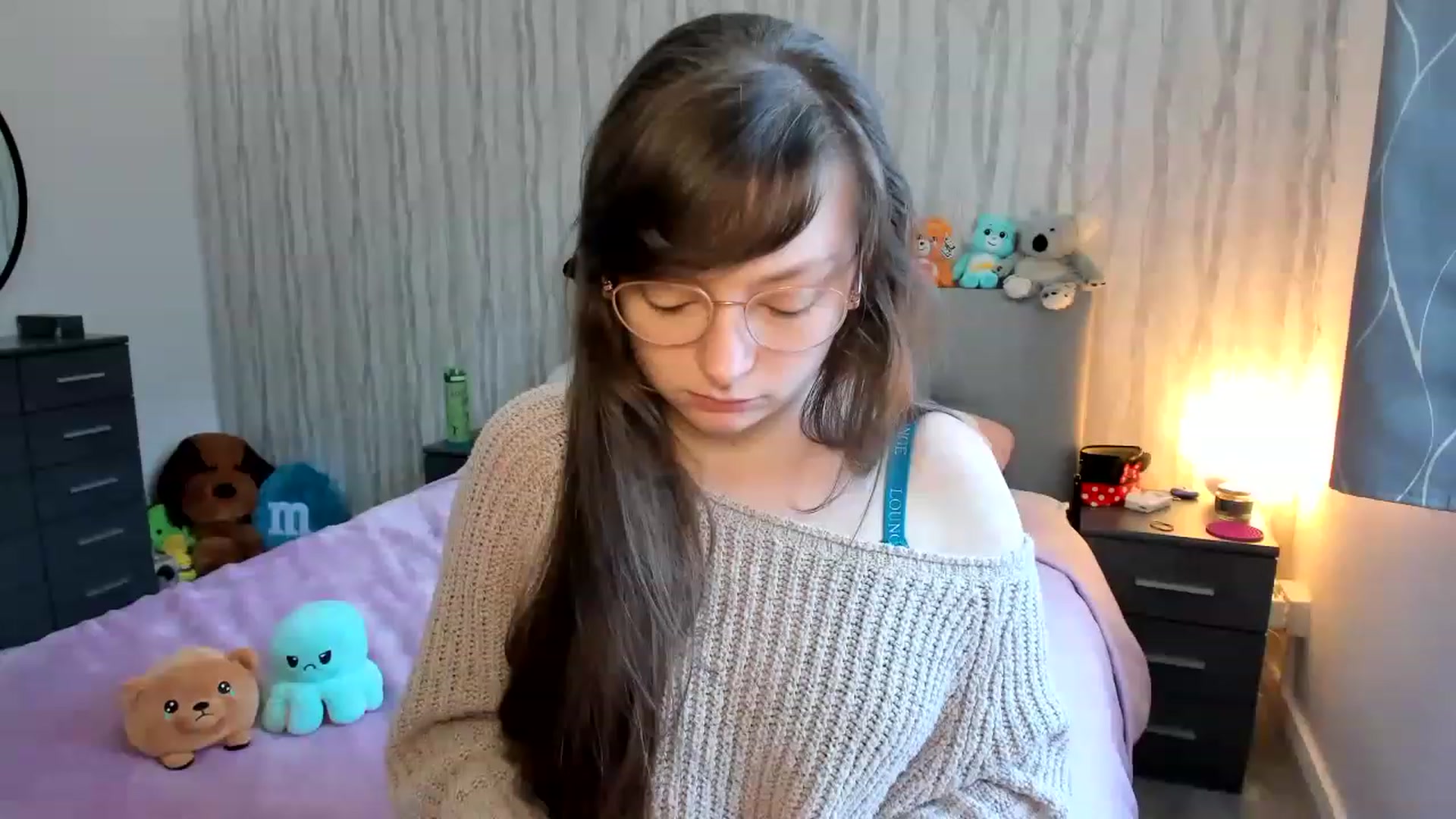 Gallery image thumbnail from JessieBear_'s myfreecams stream on, 01/18/2023, 17:38 image 8 of 20