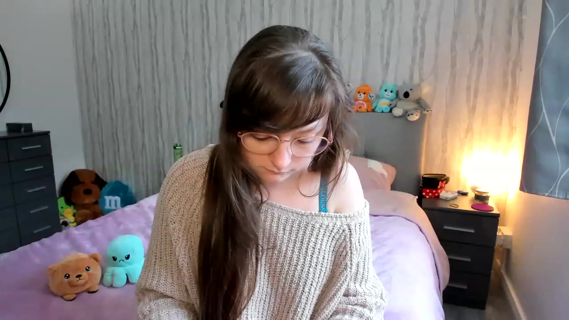 Gallery image thumbnail from JessieBear_'s myfreecams stream on, 01/18/2023, 17:38 image 6 of 20
