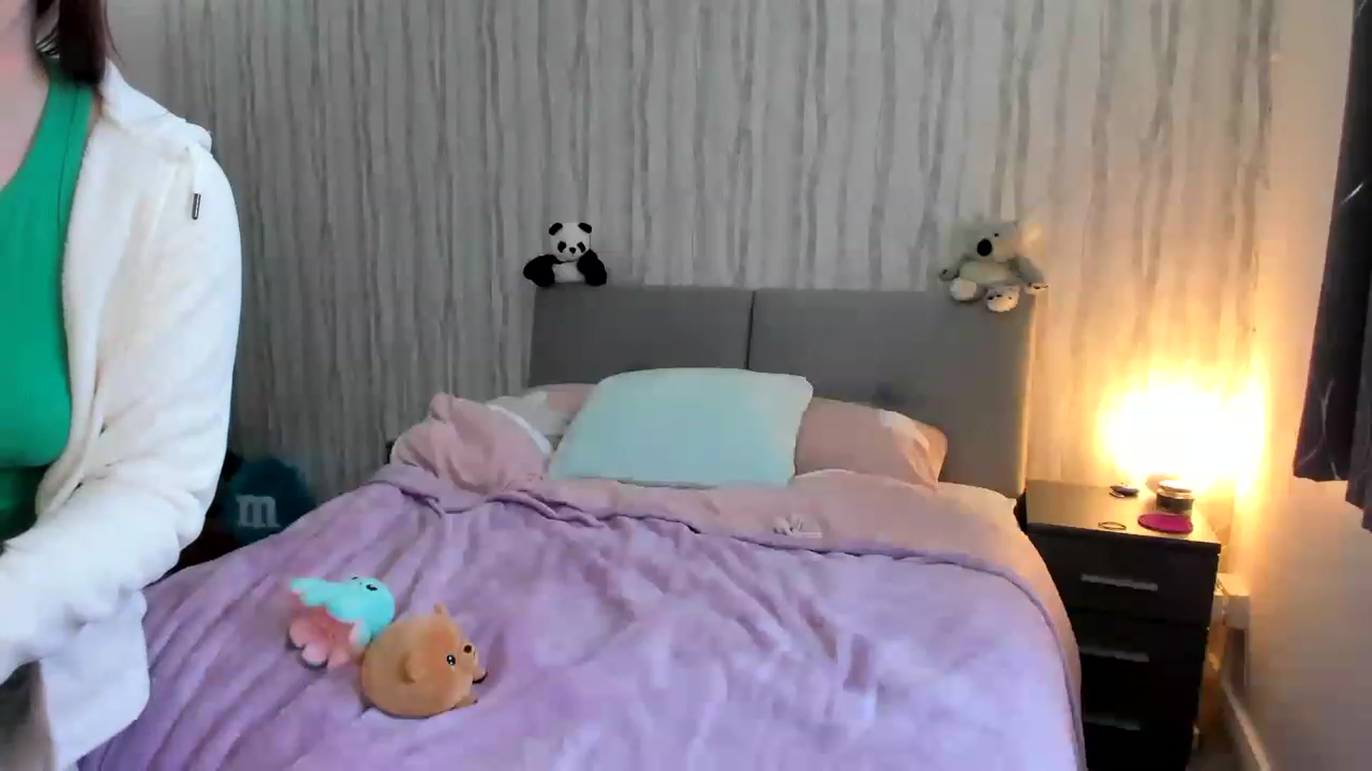 Gallery image thumbnail from JessieBear_'s myfreecams stream on, 01/19/2023, 17:44 image 10 of 20