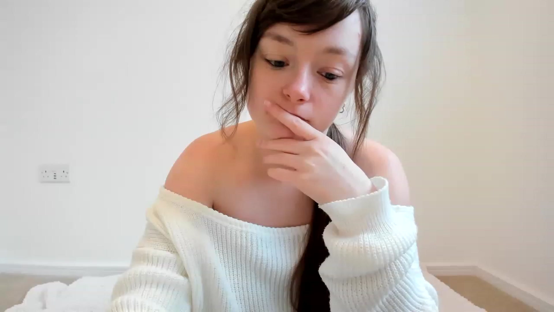 Gallery image thumbnail from JessieBear_'s myfreecams stream on, 01/25/2023, 16:41 image 1 of 20