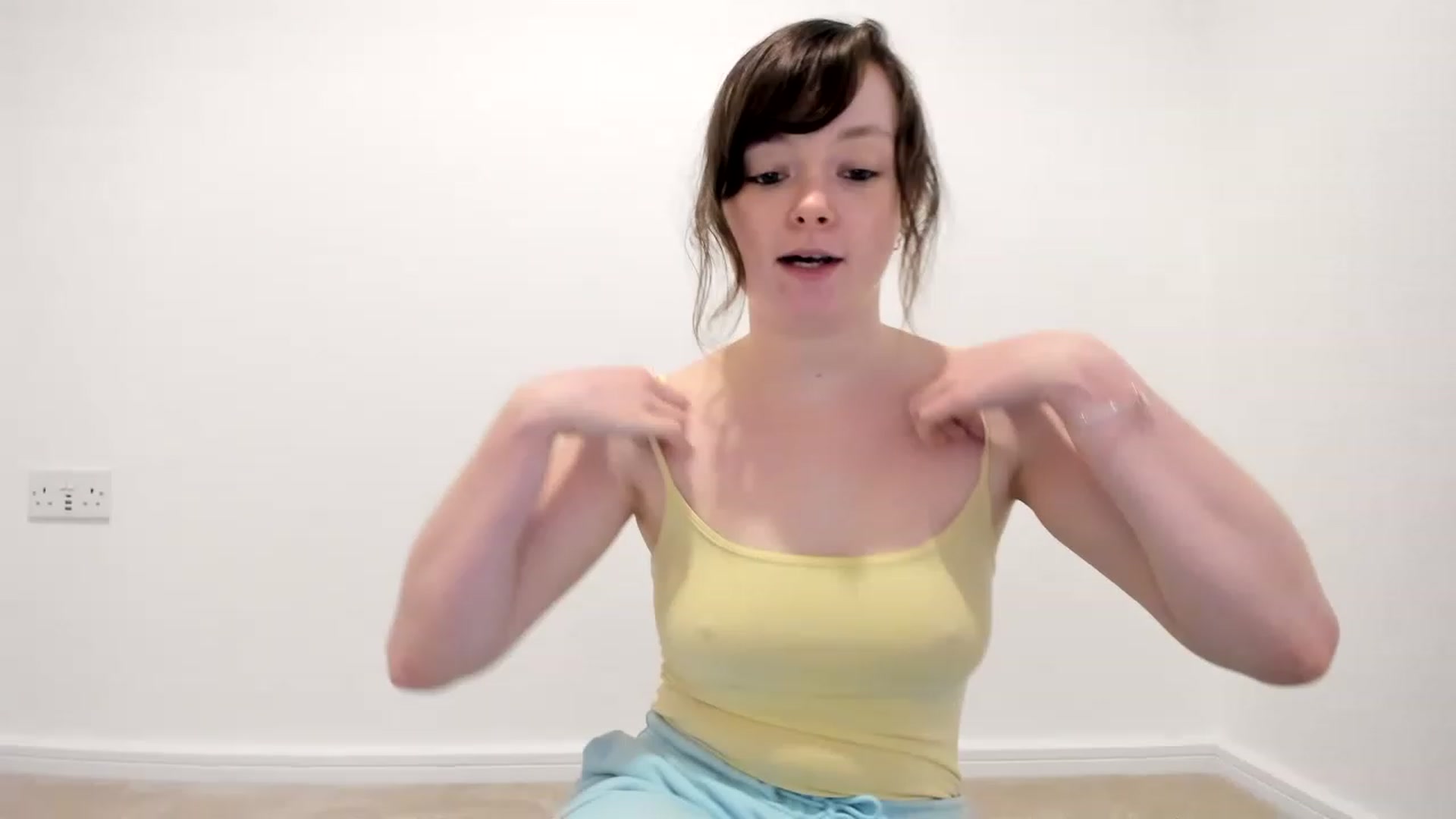 Gallery image thumbnail from JessieBear_'s myfreecams stream on, 01/26/2023, 17:33 image 14 of 20