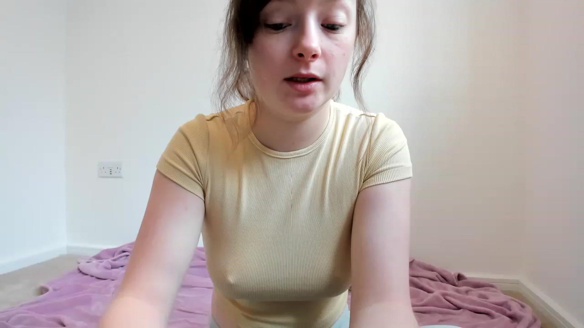 Gallery image thumbnail from JessieBear_'s myfreecams stream on, 02/14/2023, 14:59 image 4 of 20