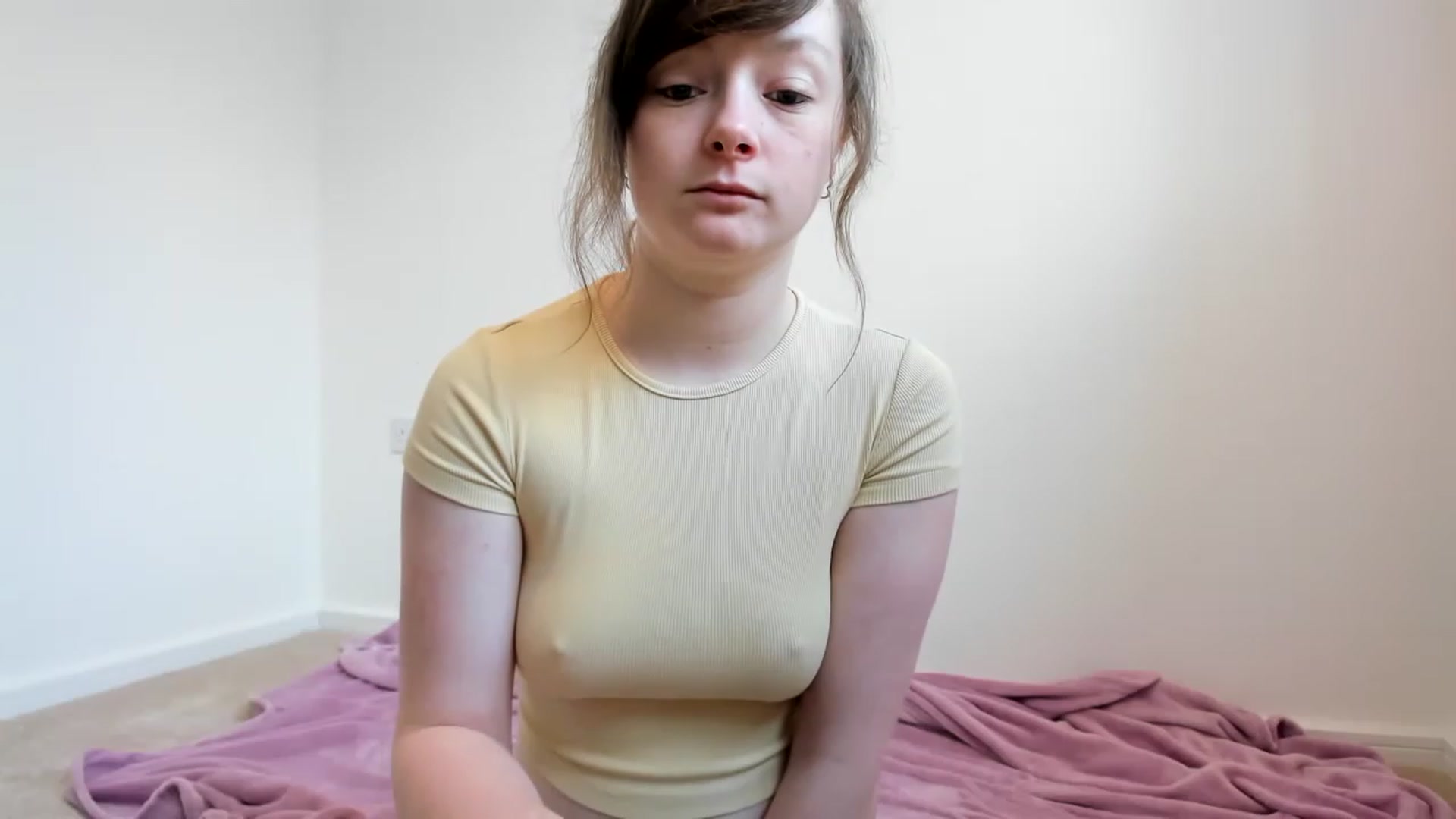 Gallery image thumbnail from JessieBear_'s myfreecams stream on, 02/14/2023, 16:21 image 14 of 20