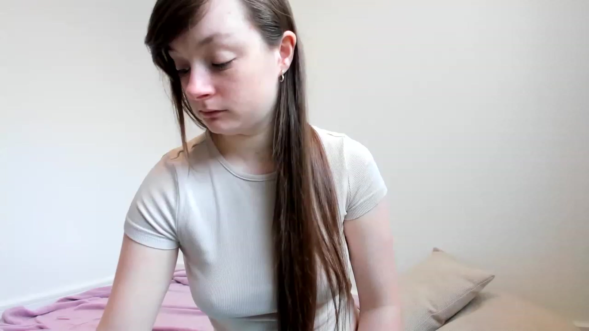 Gallery image thumbnail from JessieBear_'s myfreecams stream on, 02/22/2023, 13:14 image 16 of 20
